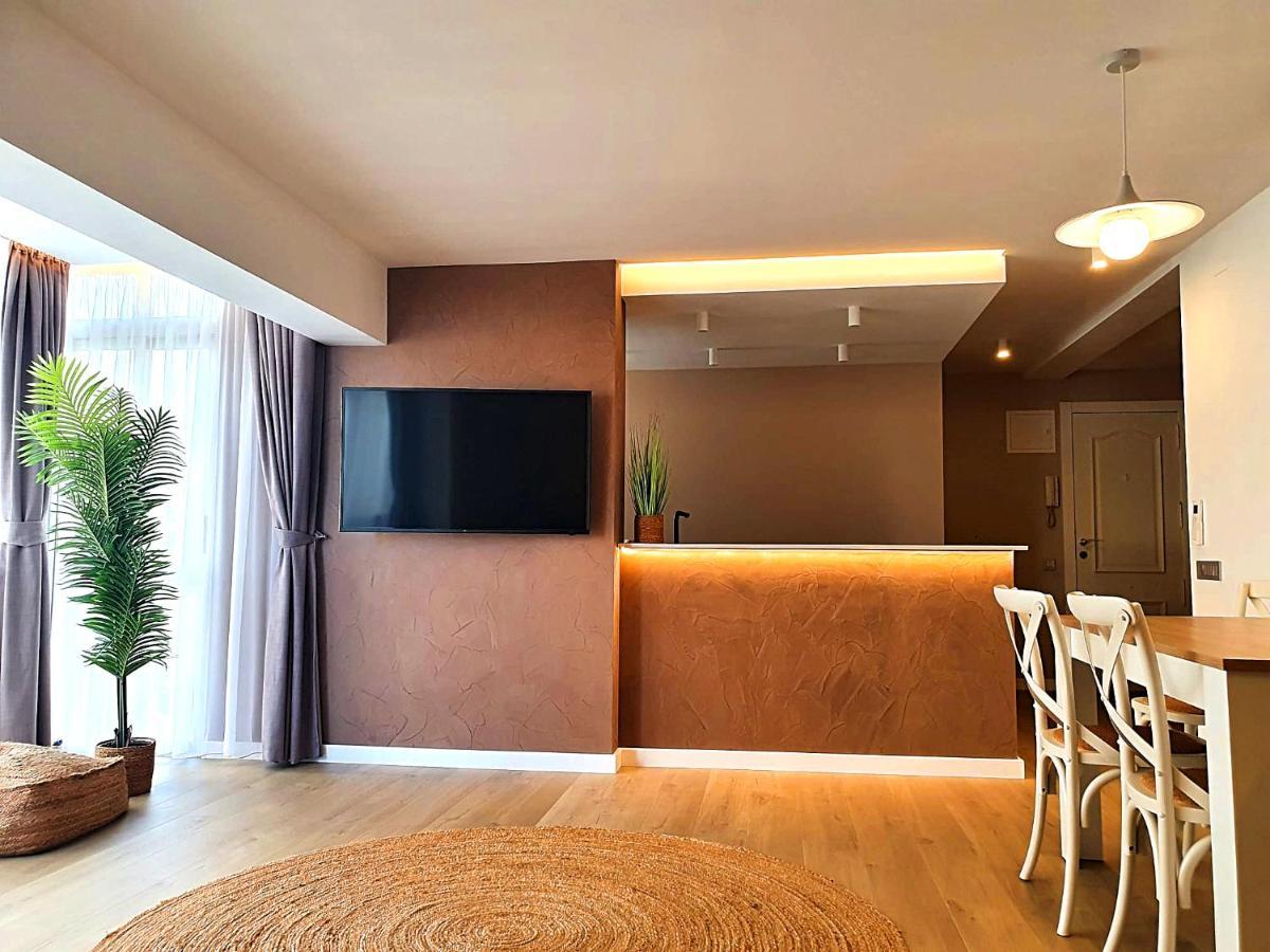 First Line Beach Beautiful Two Bedrooms Benidorm Exterior foto