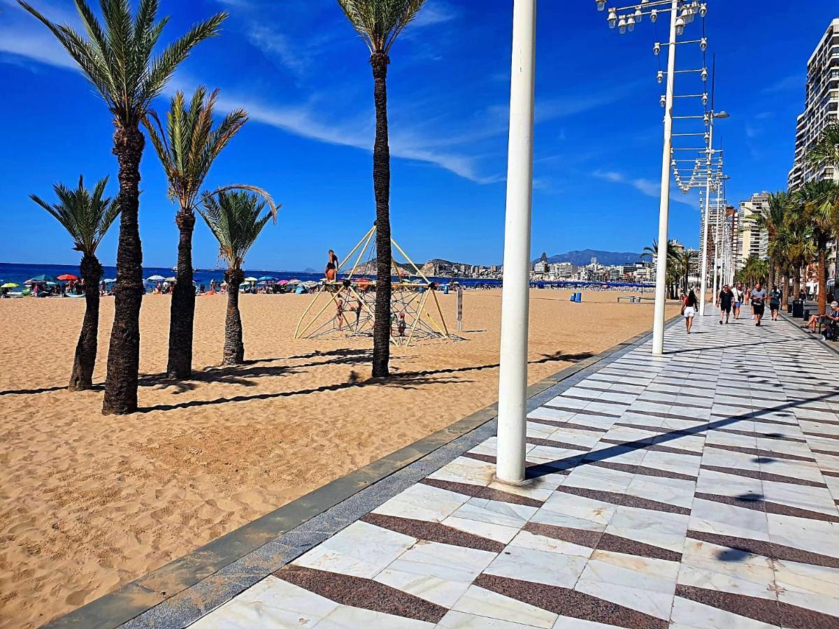 First Line Beach Beautiful Two Bedrooms Benidorm Exterior foto
